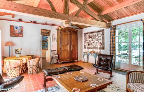 La Boissiere-des-Landes Casa | Amazing Home In La Boissières Des Land