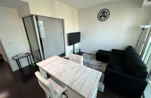 Toronto Entertainment District Apartamento | Amazing 1 Bdrm Condo, Heart of Dowtown Toronto