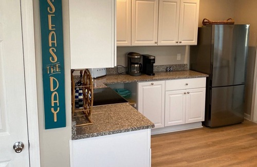 Pawcatuck Casa | Amazing 10 Bedroom Compound on the Water with 6 Bedroom Home & 4 Studio Cottages