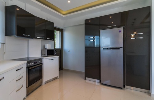 Alimos Apartamento | Amazing 2 Bdrm Sea View Holiday Apt