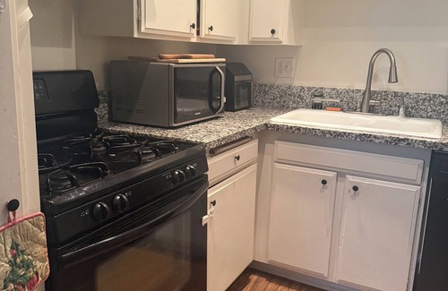 Huntington Beach Condominio | Amazing 2-bedroom condo in Huntington Beach.