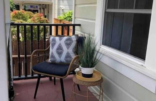 Napa Cabaña | Amazing 2 Bedroom/2 Bath Cottage in the heart of Downtown Napa