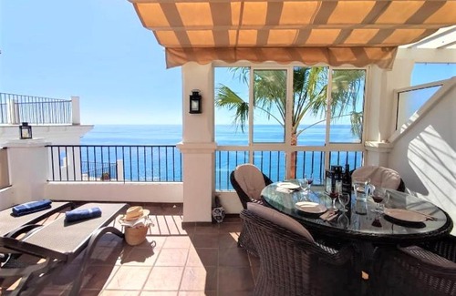 Urbanización Ladera del Mar Apartamento | Amazing 2 bedroom 2 bathroom in Ladera de Mar, Nerja