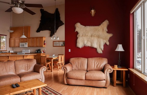 Sitka Condominio | Amazing 2 bedroom condo with beautiful ocean views out of every room!!!