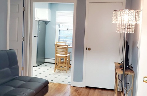 Cove - East Side - Shippan Condominio | Amazing 2 bedrooms apartment 3 beds and walking distance to Cove Beach