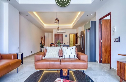 Díaz Ordaz Apartamento | Amazing 2 BR Condo in Versalles - Rooftop Pool
