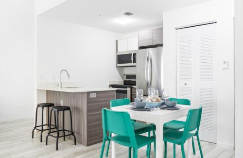 Midtown Apartamento | Amazing 2 BR Condo At Wynwood With Parking