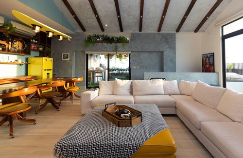 El Palmar Condominio | **Amazing 2-level Penthouse w/ Rooftop @ Casamar**