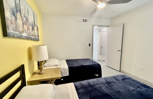 Franklin Park Casa | Amazing 2bd Townhome close to Downtown