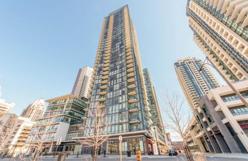 Downtown Mississauga Apartamento | Amazing 2BR & 2BTH - Near Square One Mall