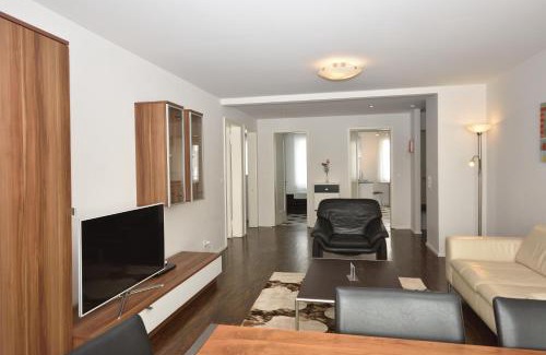 Seefeld Apartamento | Amazing 2BR near Lake - Flower 33