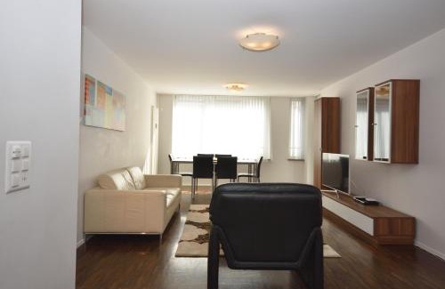 Seefeld Apartamento | Amazing 2BR near Lake - Flower 33