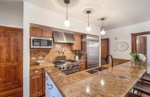 West End Condominio | Amazing 3 Bedroom Aspen Core Townhome Sleeps 8