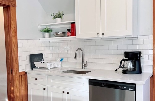 Watertown Condominio | Amazing 3-bedrooms condo near Cambridge and Boston College with AC, Parking