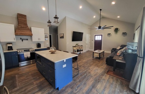Boone Cabina | Amazing 3BR 3BA Boone Hideaway-Newer Built