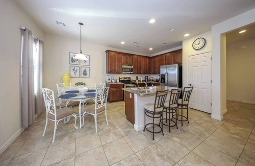 The Pines Casa | Amazing 4 Bedroom 3 Bathroom Complete House
