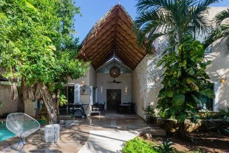 Cancún Villa | Amazing 4BR house with private pool