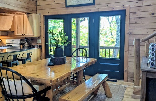 Slaty Fork Cabina | Amazing 5-bedroom cabin only 5 miles from Snowshoe Village