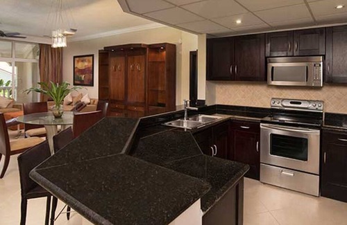 Cofresi Complejo | Amazing All-Inclusive 2-bedroom for up to 6 with a Pool. 5-minute walk to beach!