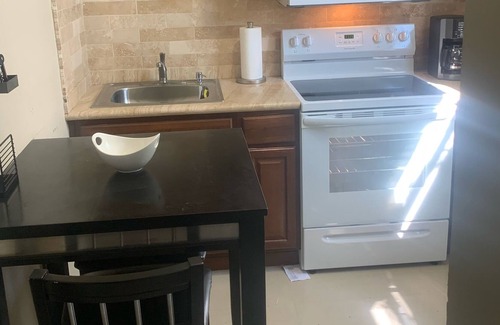 North Miami Beach Apartamento | Amazing Apartment close to the Beach ,mall ,Park and more