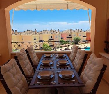 Caserio Los Tarquinos Apartamento | Amazing Apartamento Renes, with a shared pool