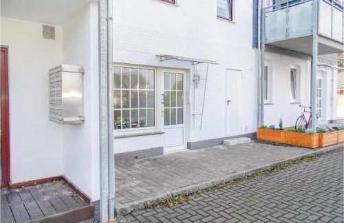 Warwerort Apartamento | Amazing Apartment In Warwerort