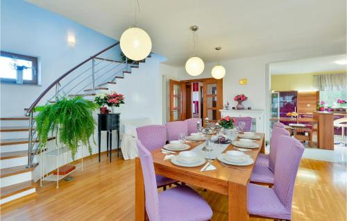 Sveti Ilija Casa | Amazing Apartment In Turcin With Sauna