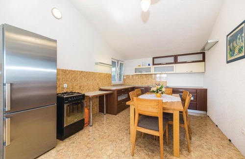 Rudine Apartamento | Increíble apartamento en Kastel Novi