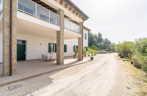 Cinto Euganeo Apartamento | Amazing Apartment in Valnogaredo With 3 Bedrooms, Wifi and Outdoor Swimming Pool