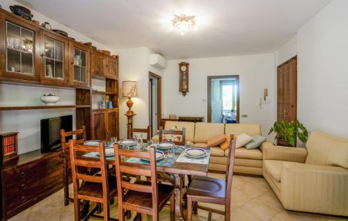 Monteriggioni Apartamento | Amazing Apartment In Monteriggioni