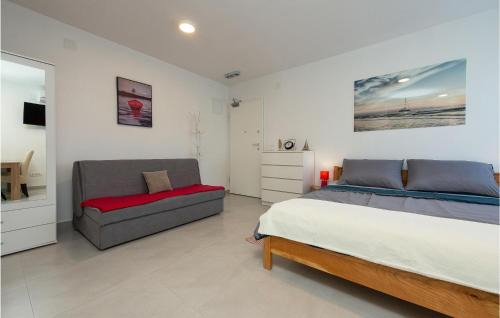 Bibinje Apartamento | Amazing Apartment In Bibinje With Wifi