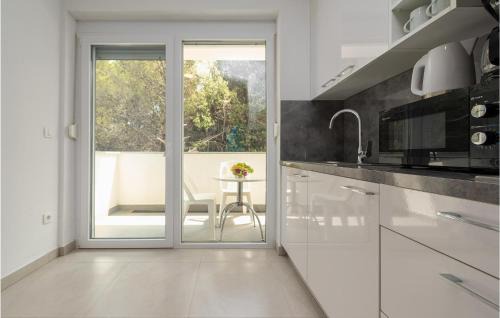 Bibinje Apartamento | Amazing Apartment In Bibinje With Wifi