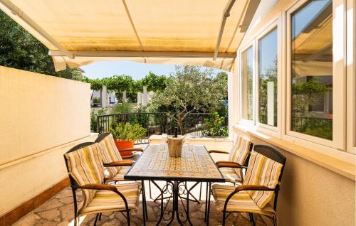 Bol Apartamento | Amazing Apartment In Bol With Wifi