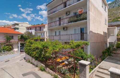 Dugi Rat Apartamento | Increíble apartamento en Dugi Rat con.