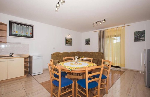 Suha Punta Apartamento | Increíble apartamento en Kampor con.