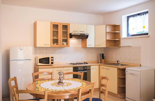 Suha Punta Apartamento | Increíble apartamento en Kampor con.
