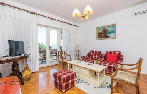 Ika Apartamento | Amazing Apartment In Lovran With Wifi