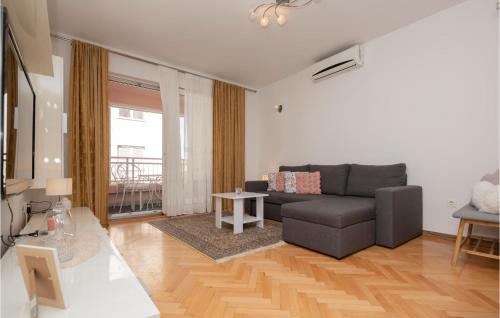 Istok Apartamento | Amazing Apartment In Makarska