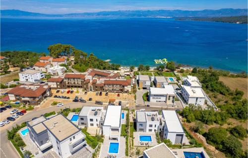 Zidarici Apartamento | Amazing Apartment In Malinska With Wifi