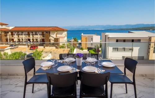 Zidarici Apartamento | Amazing Apartment In Malinska With Wifi