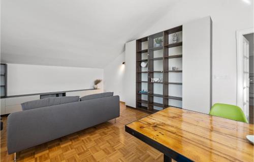 Susica Casa | Amazing Apartment In Murter With Wifi
