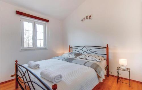 Porozina Apartamento | Amazing Apartment In Porozina With Wifi