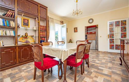 Raslina Apartamento | Amazing Apartment In Raslina With Wifi