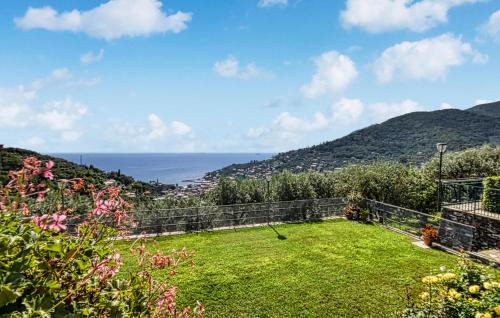 Recco Apartamento | Amazing Apartment In Recco With Kitchen