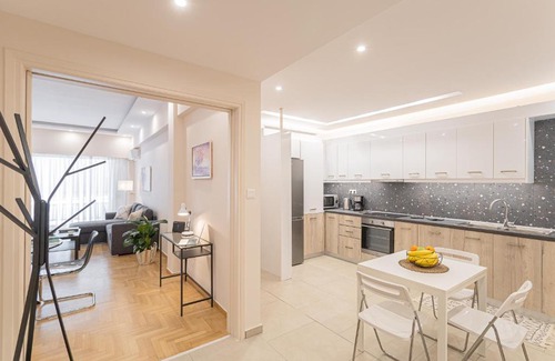 Ampelokipoi Apartamento | Amazing apartment near metro Station!
