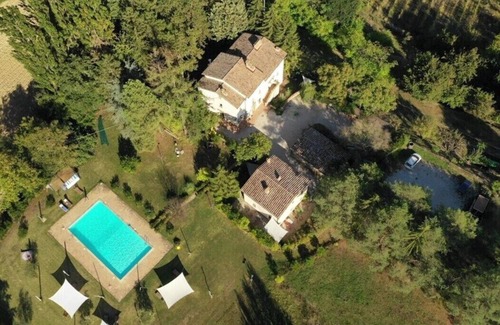 Montone Apartamento | Amazing apartments with pool and private restaurant