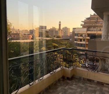 Heliopolis Apartamento | Amazing Apartmnet in a cul-de-sac Area- Great View