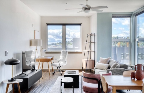 Old Ballard Apartamento | Amazing Ballard 2BR w/ Fire Pit & Gym, near Farmers Market, by Blueground
