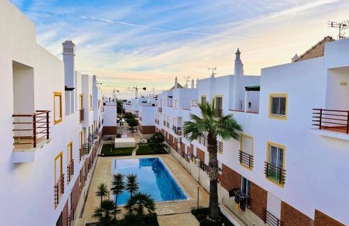 Conceicao e Cabanas de Tavira Apartamento | Amazing beach bliss 2br w/private sea view terrace
