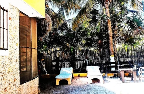 El Cuyo Casa | Amazing beach lodge just steps away from the beach